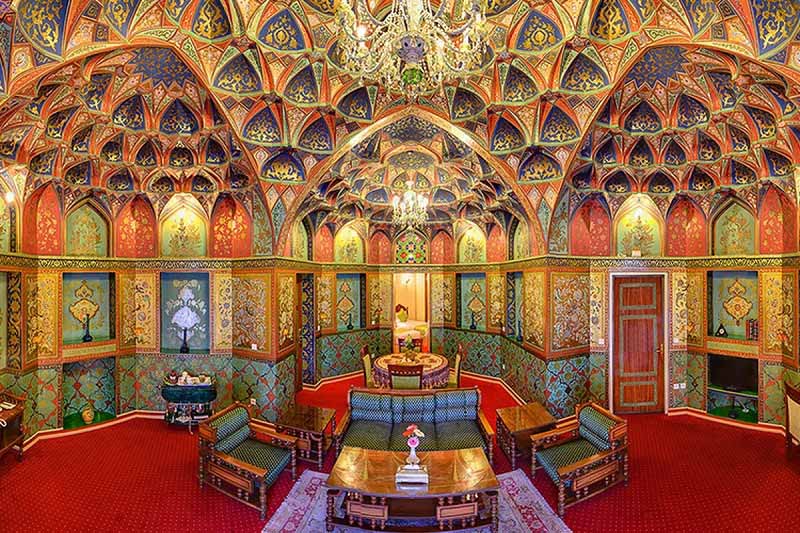 تاریخچه هتل عباسی
