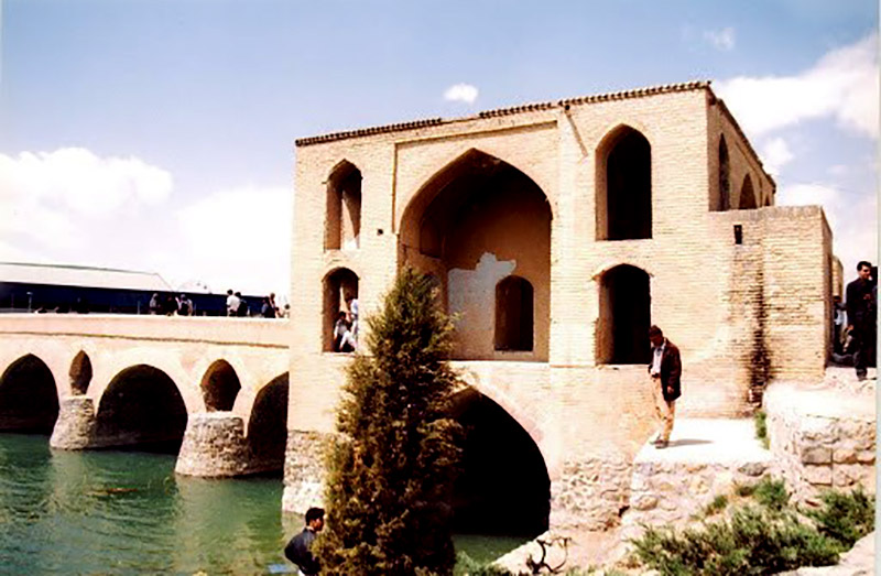 پل جسر حسین