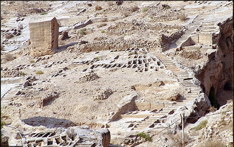 قبرستان های دوره ساسانی 