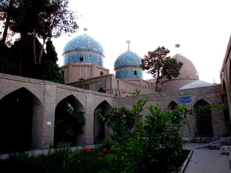 گنبد مشتاقیه - مجله مِستر بلیط