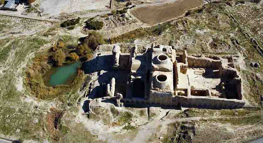 کاخ اردشیر بابکان
