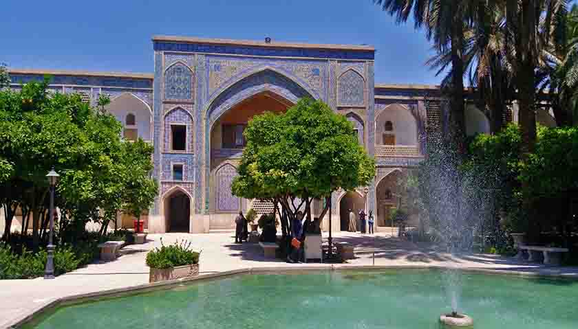 مدرسه خان