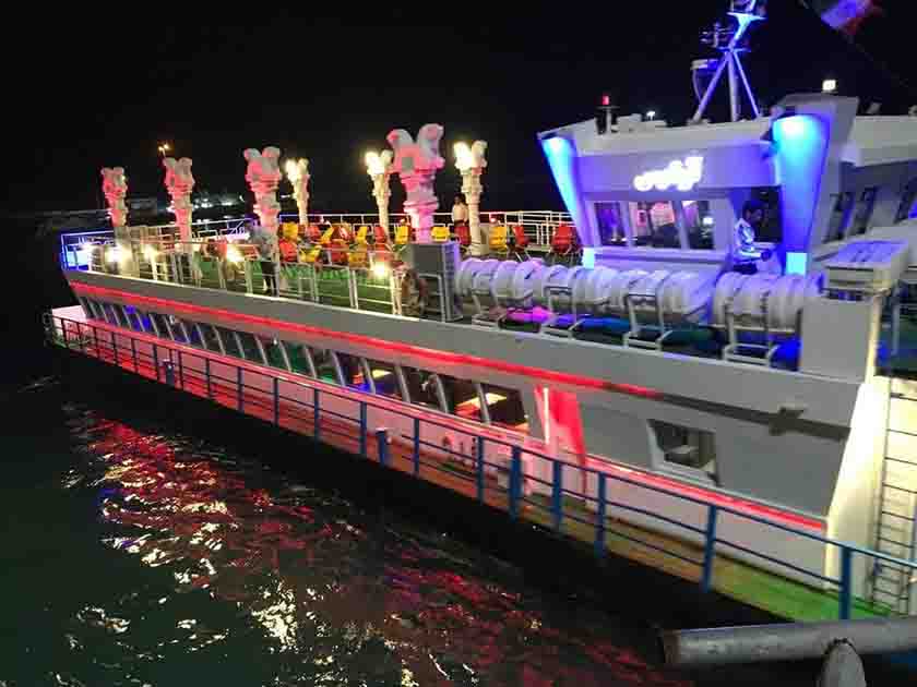 كشتي تفريحي نويد دريا