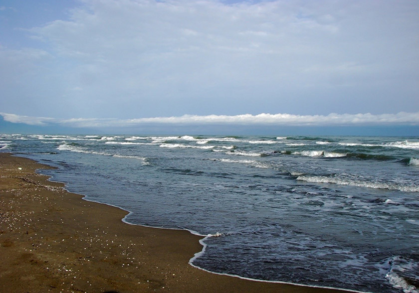 ساحل محمودآباد