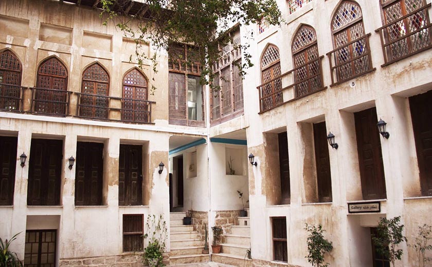 عمارت دهدشتی