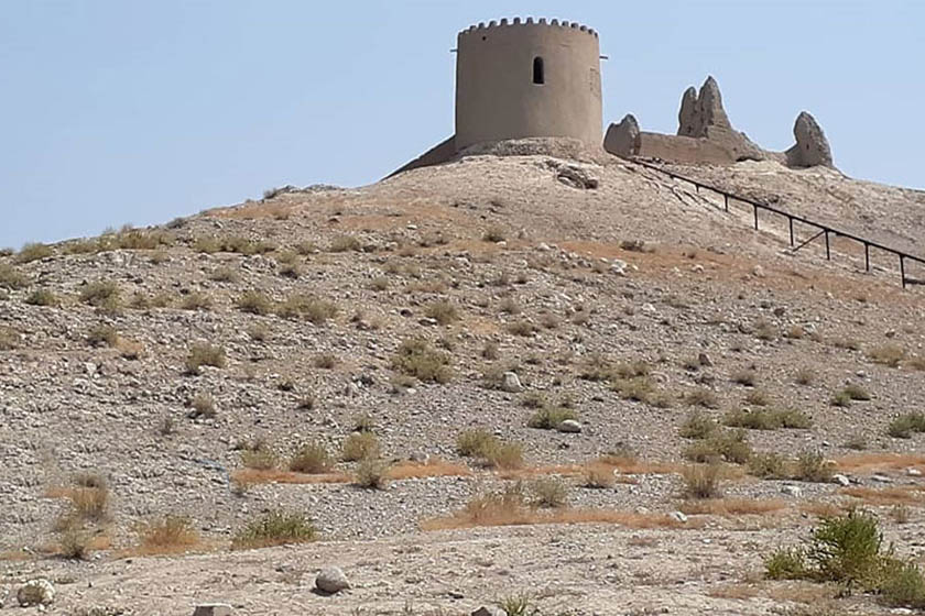 قلعه حاجی‌آباد