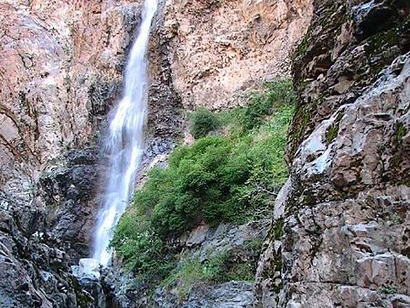 آبشار کبوترخان