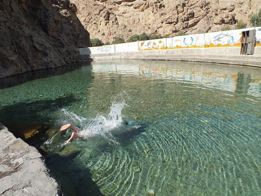 تاریخچه چشمه آب معدنی خمده
