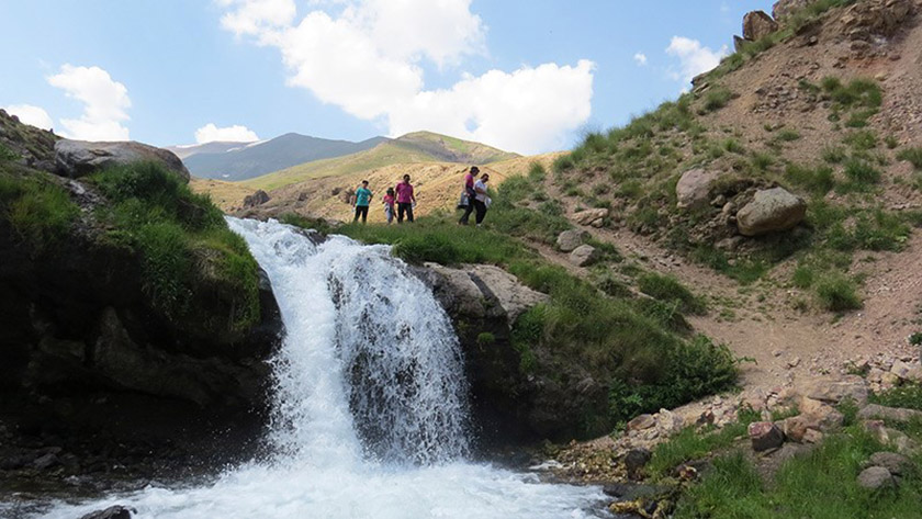 شرایط بازدید از روستای آلوارس