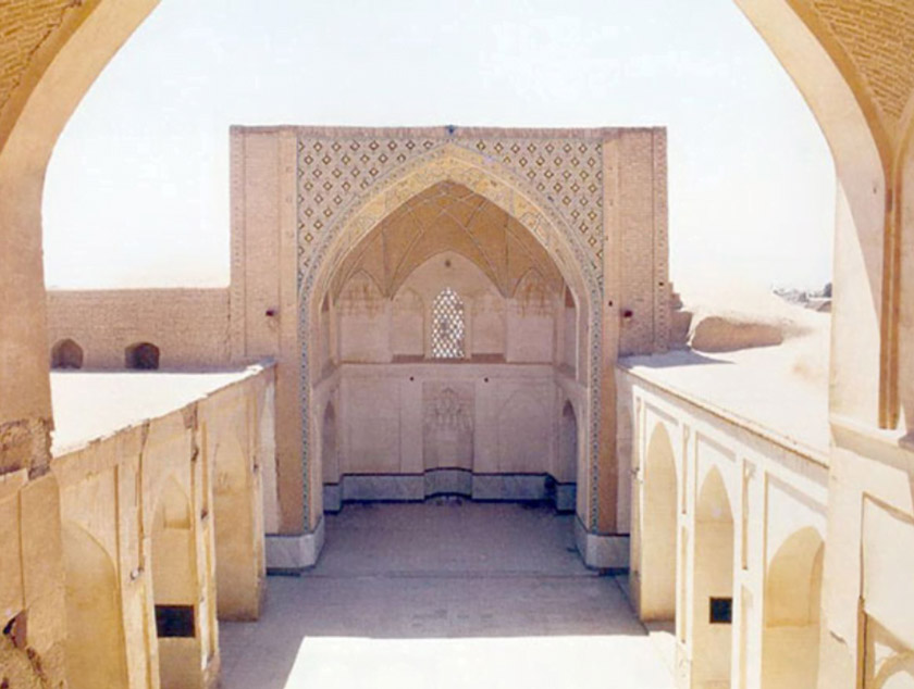 تاریخچه مسجد جامع نوش آباد