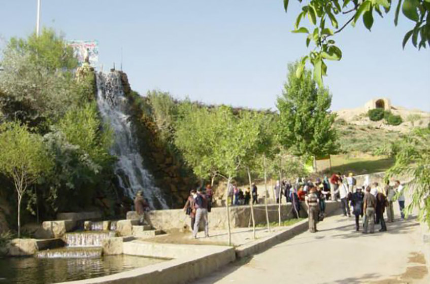 منطقه نمونه گردشگری پارک آبشار کاخک