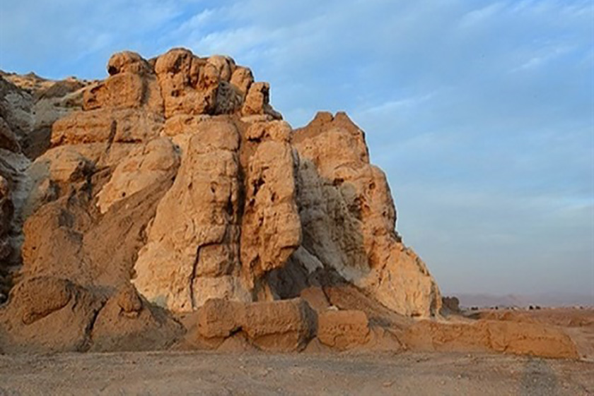 تاریخچه بی بی دن سیرجان