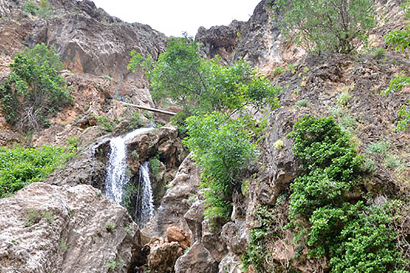 آبشار دربند دره شهر