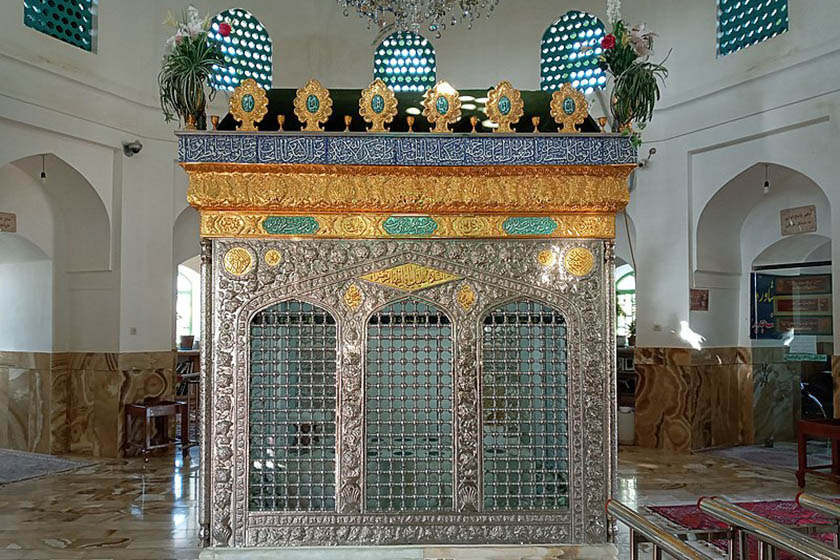 بازدید از امامزاده سید حسن خلیل آباد