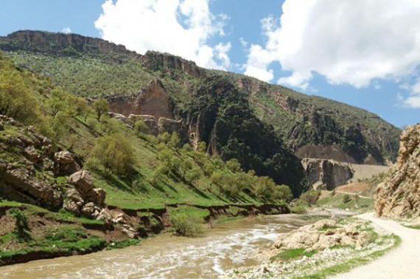 روستای میان‌تنگ منصوری