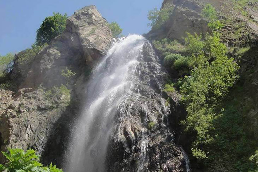 آبشار اکد اکاپل