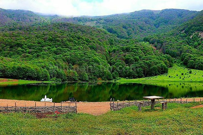 معرفی دریاچه ویستان