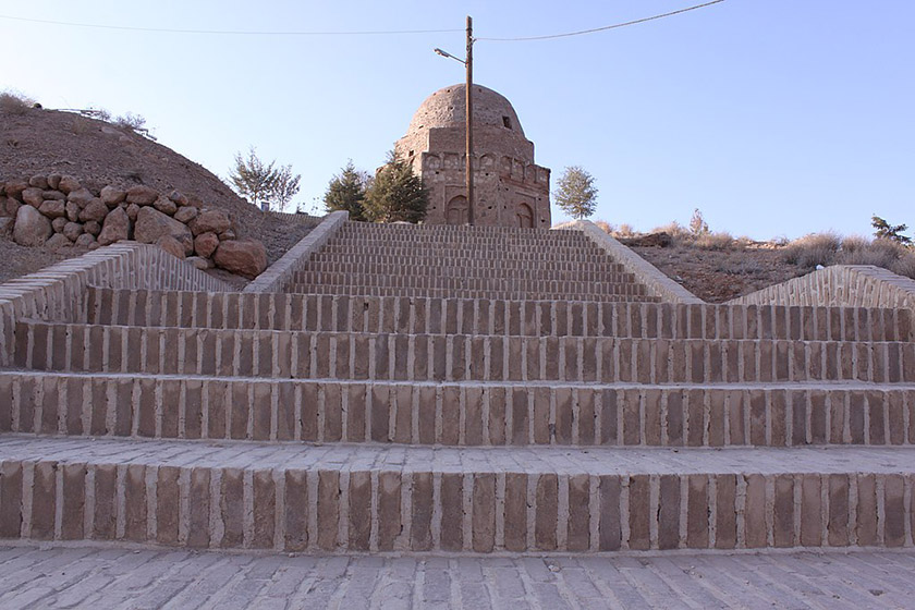 ساختار و معماری مقبره شیخ جنید