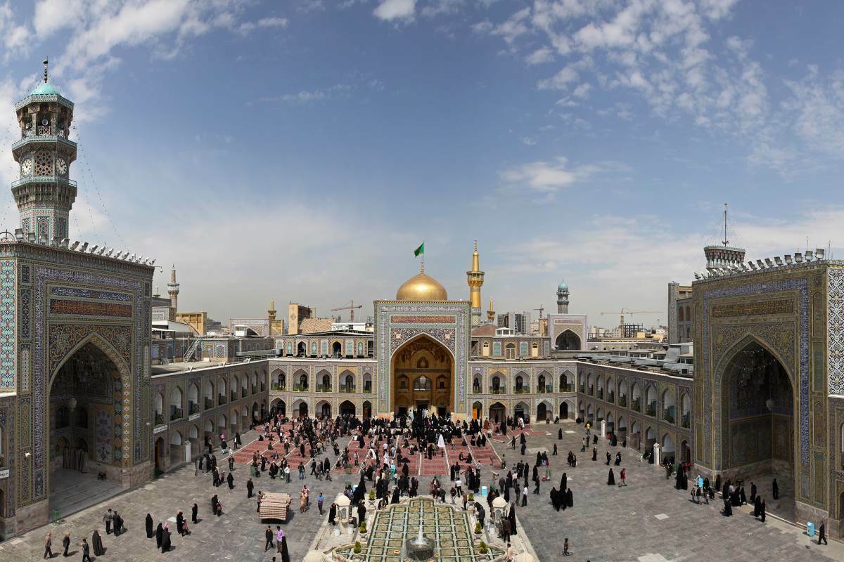 صحن آزادی حرم امام رضا