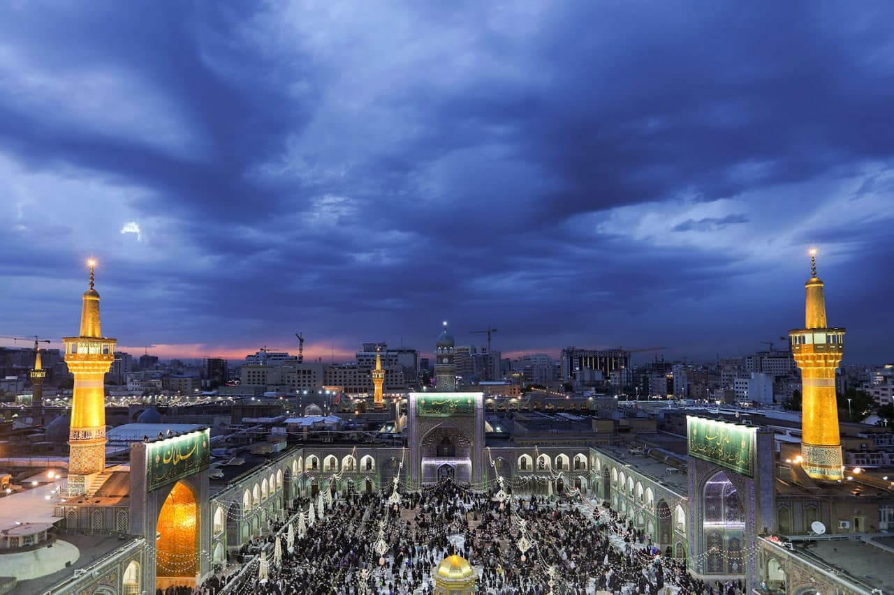 صحن انقلاب حرم امام رضا