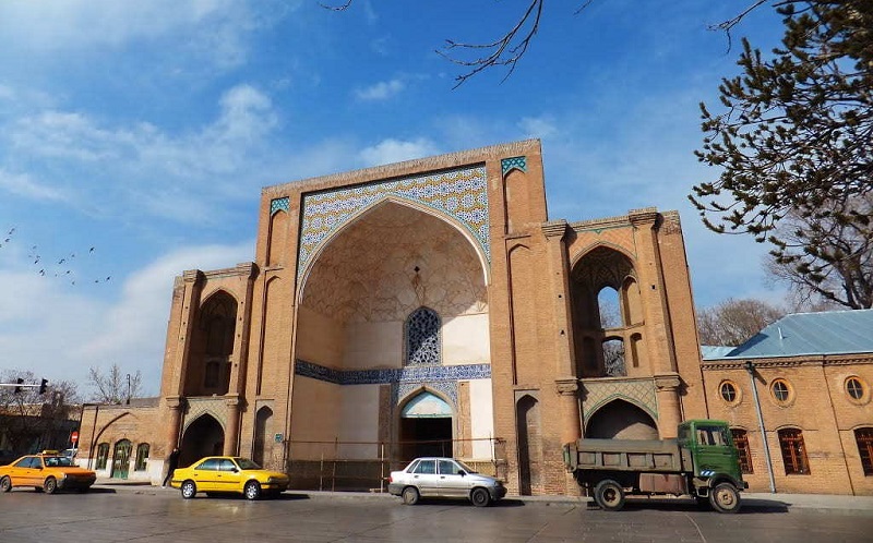 سردر عالیقاپو