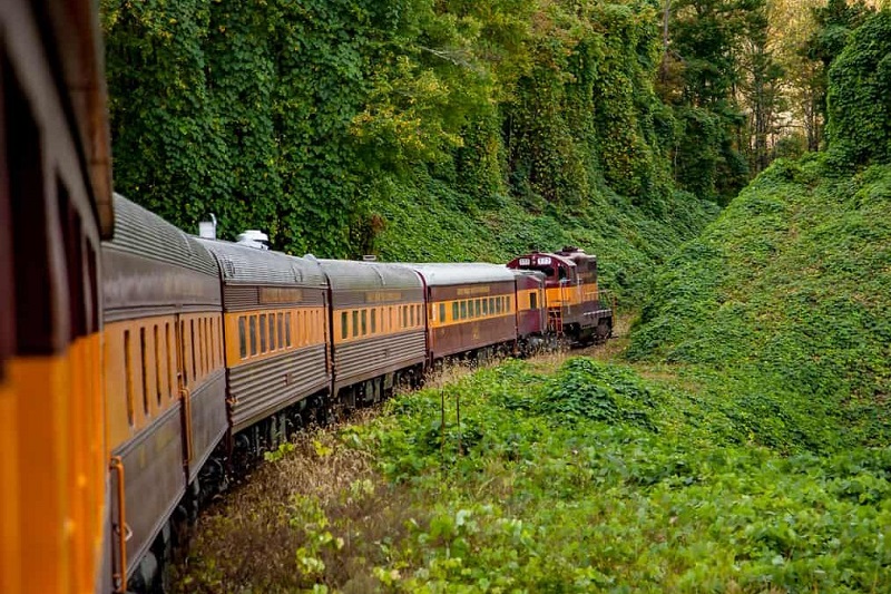 مسیر قطار رشت