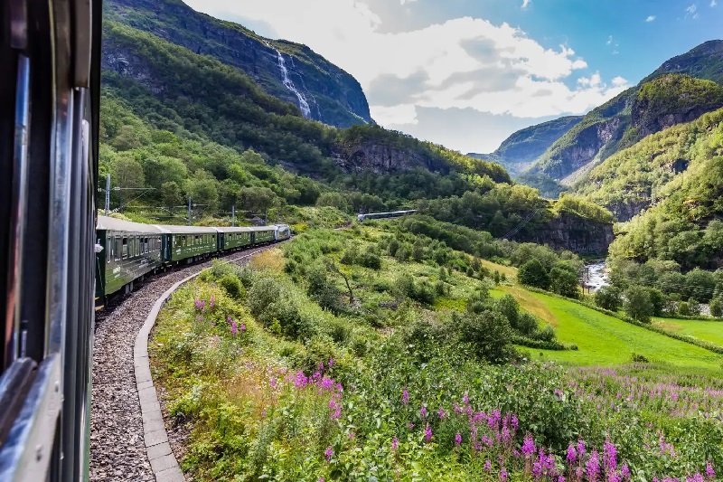 مسیر قطار ساری