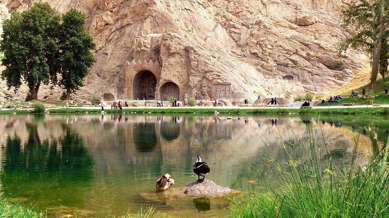 عکس طاق بستان