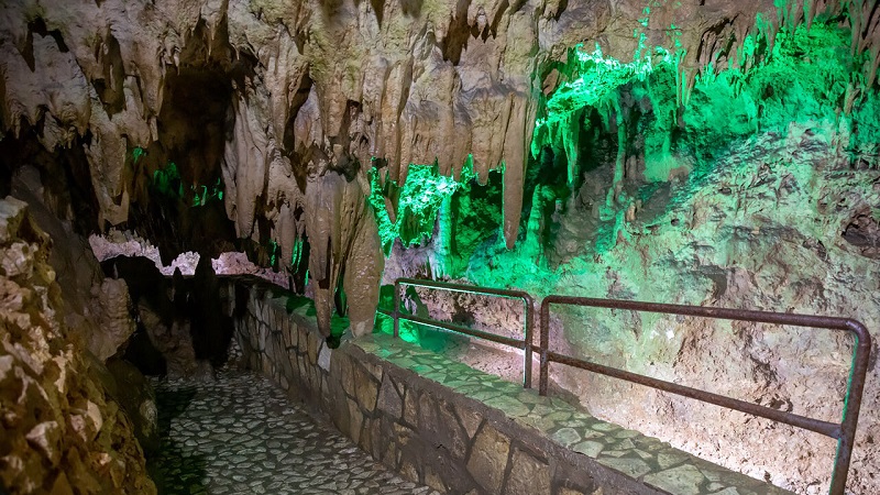 غار قوری قلعه