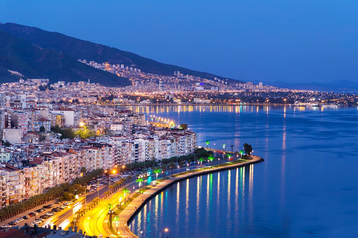 ازمیر کجاست؟