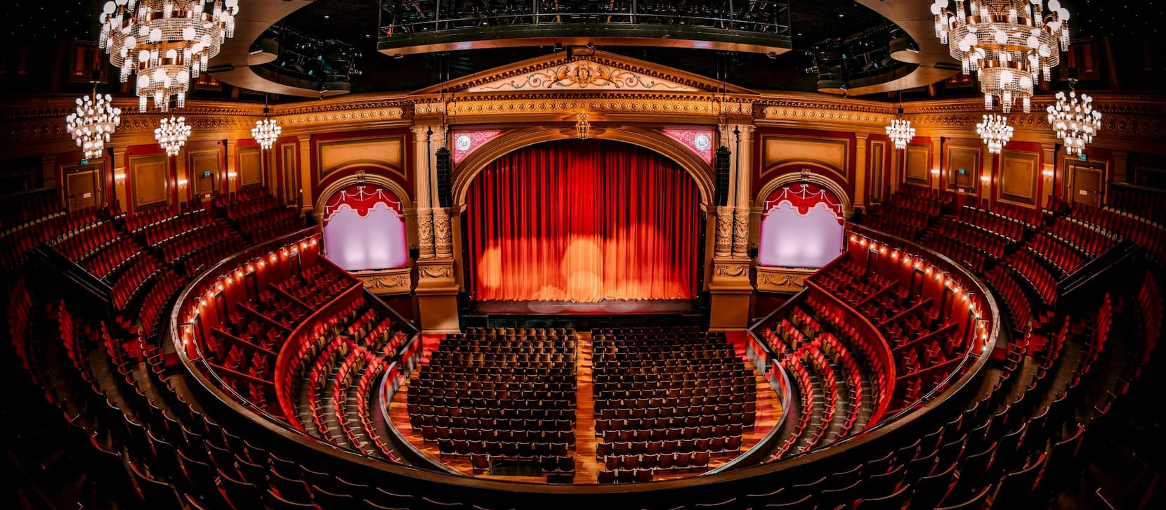 سالن تاتر سلطنتی آمستردام