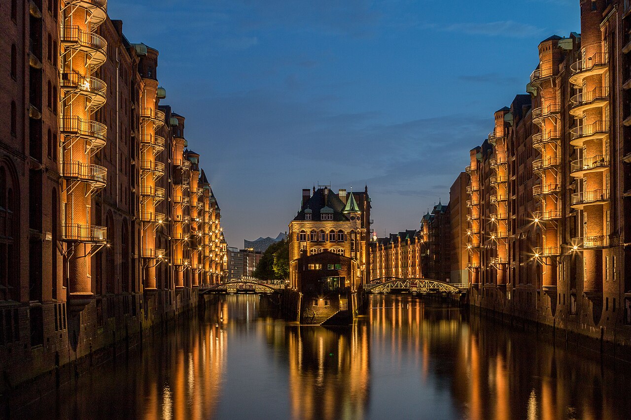 منطقه اسپایشراشتات (Speicherstadt)