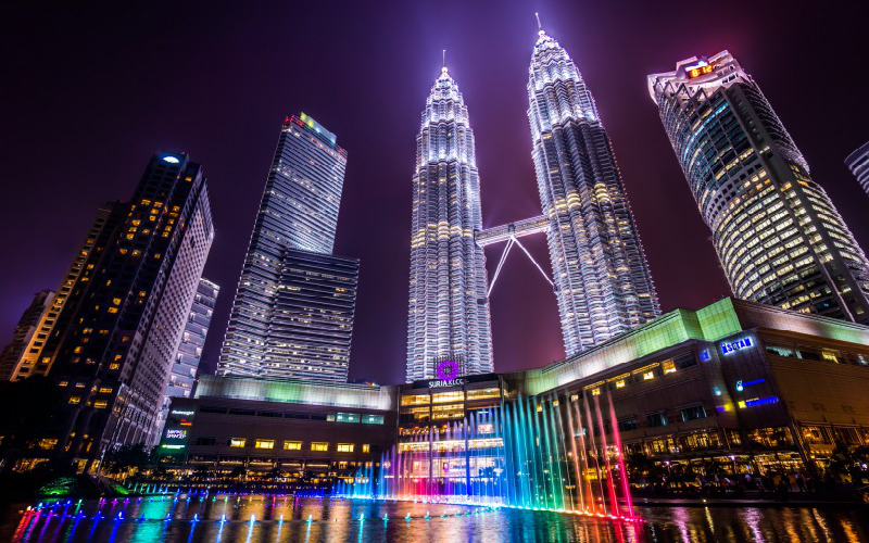 برج‌های دوقلو پتروناس (Petronas Twin Towers)