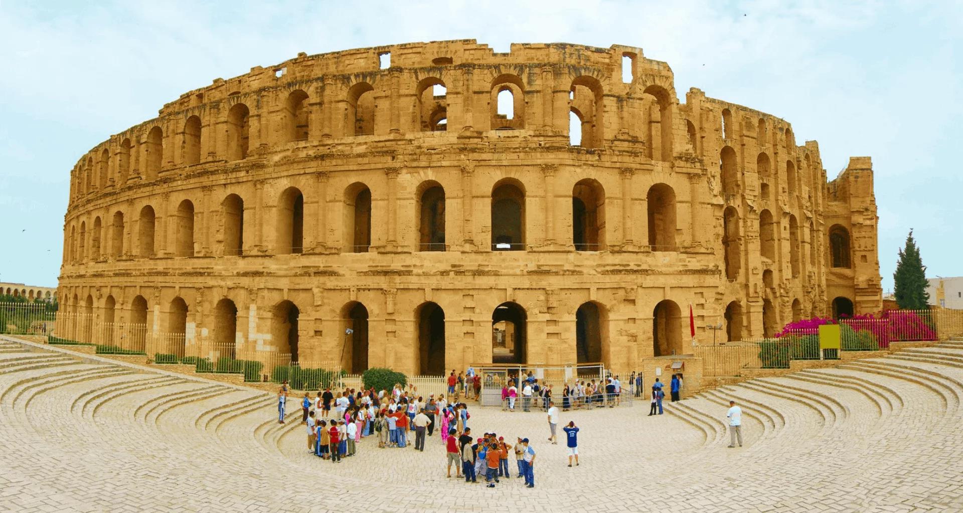 آمفی تاتر رومی کارتاژ تونس